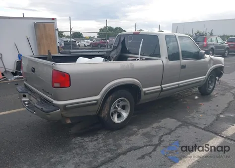 2002 Chevrolet S-10 Ls из США, поврежденный, VIN 1GCCS19W528255221